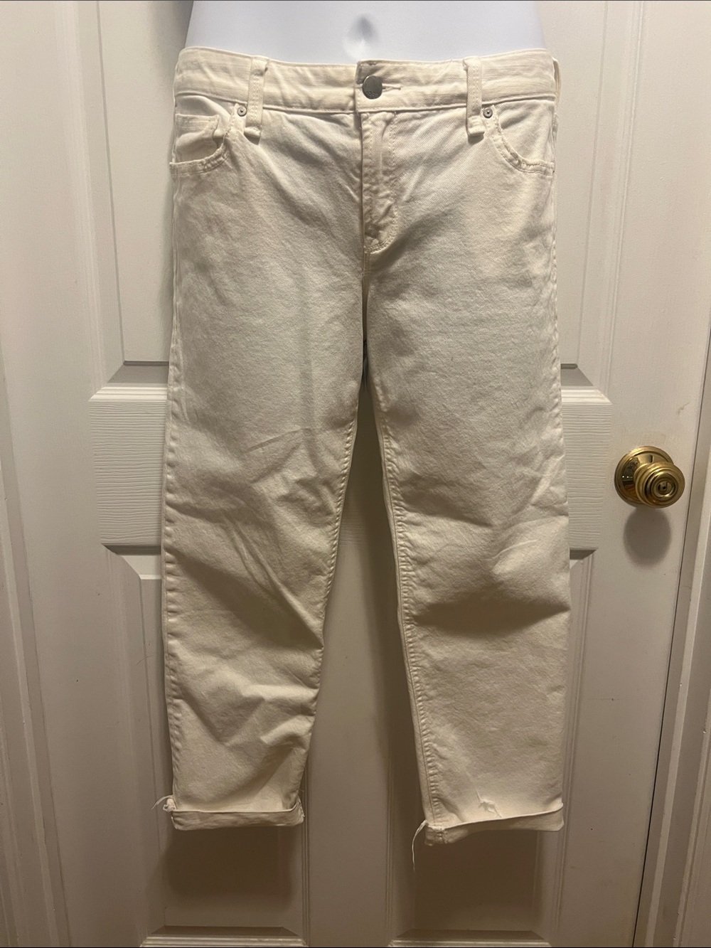 GAP Straight-Leg Jeans